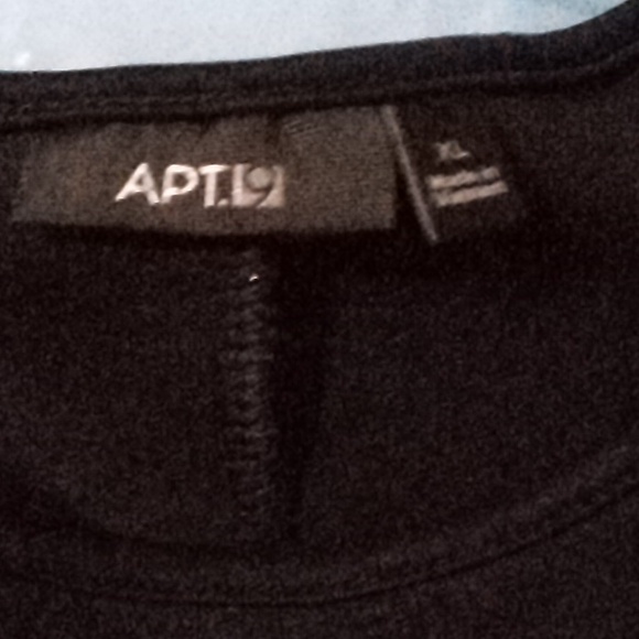 Dress - Picture 2 of 4